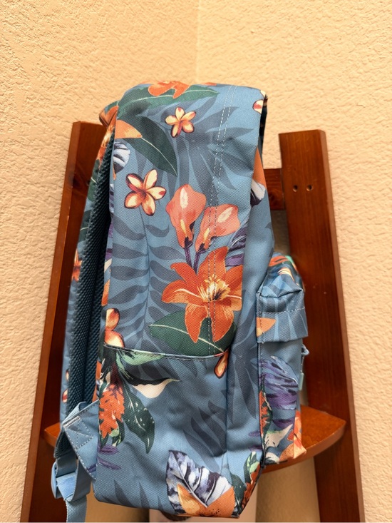 herschel backpack blue floral Supply Co Our signature backpack New Herschel blue floral backpack